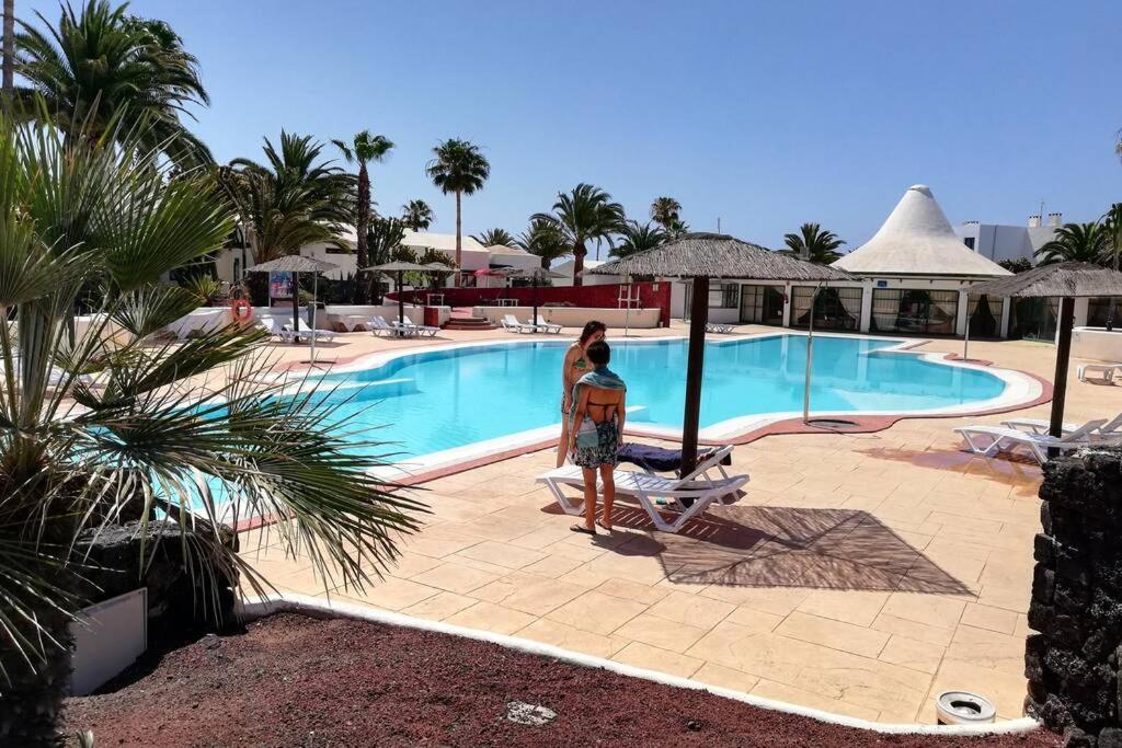 קוסטה טגוויסה Apartamento Giovanni 09 Playa Roca מראה חיצוני תמונה