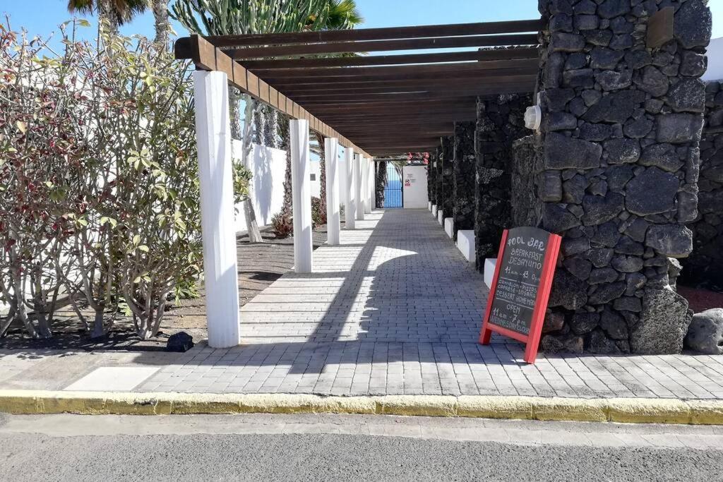 קוסטה טגוויסה Apartamento Giovanni 09 Playa Roca מראה חיצוני תמונה