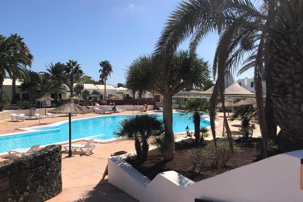 קוסטה טגוויסה Apartamento Giovanni 09 Playa Roca מראה חיצוני תמונה