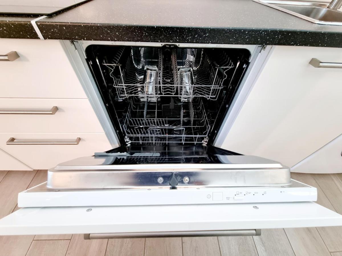 קוסטה טגוויסה Apartamento Giovanni 09 Playa Roca מראה חיצוני תמונה